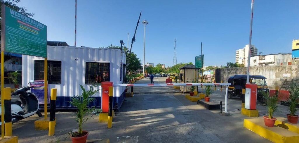 Mumbai: Access Controlled Parking Facility Launched at Bandra Terminus