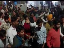 Raipur: Congress failed to return the money of chit fund investors: BJP's allegation; Ruckus