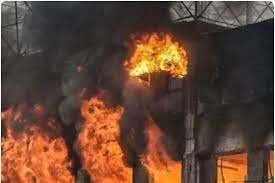 Mumbai: Fire breaks out in a flat in a multi-storey building, five women hospitalized
