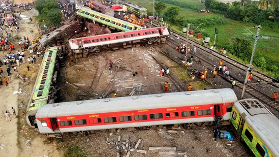 INDIA-CRASH-RAIL-11_1685764562951_1685764606954