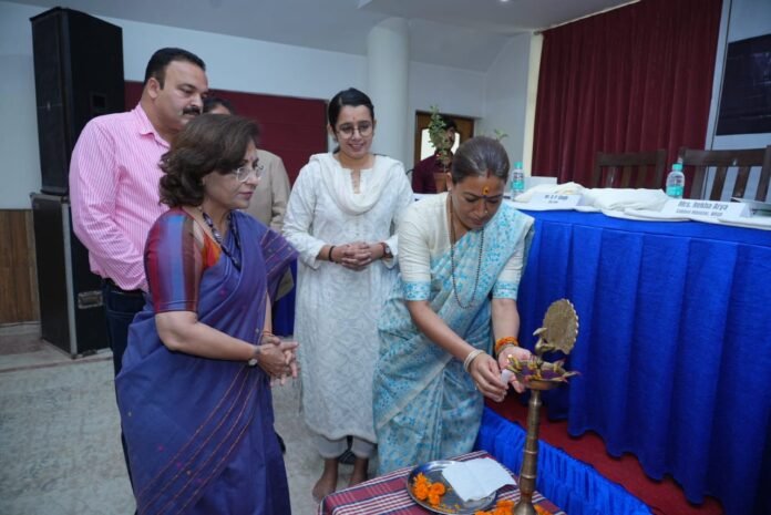 64518259_f4a1_401a_a3f4_602b50ceb36e_199