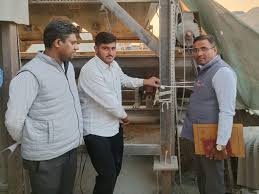 palwal : palaval mein seeem phlaing ne pakadee avaidh kolonee,deeteepee ko saumpee riport palaval : (palwal) palaval mein seeem phlaing phareedaabaad (palwal, thai chm flying faridabad taiam) kee teem ne budhavaar ko avaidh ploting ke khilaaph badee kaarravaee karate hue do ekad krshi bhoomi mein kee ja rahee avaidh kolonee ka bhandaaphod kiya hai. yah kaarravaee huda sektar-2 ke sameep sohana rod (sohn road naiar hud saichtor 2) par kee gaee, jahaan saste daamon ka laalach dekar aam logon ko plot beche ja rahe the. seeem phlaing ko gupt soochana milee thee ki sektar-2 ke paas sohana rod se satee krshi bhoomi mein bina anumati avaidh roop se plot kaate ja rahe hain. soochana mein bataaya gaya tha ki yahaan niyamon ko taak par rakhakar kolonee vikasit kee ja rahee hai, jisase sarakaar kee bhavishy kee vikaas yojanaon par pratikool asar pad sakata hai. soochana kee gambheerata ko dekhate hue seeem phlaing phareedaabaad kee teem ne vibhaageey adhikaariyon ke saath mauke par auchak nireekshan kiya. jeee manoj kumaar aur unakee teem ne sektar-2 ke peechhe sohana rod se satee kareeb do ekad bhoomi ka nireekshan kiya. jaanch ke dauraan mauke par avaidh nirmaan gatividhiyaan paee gaeen. nireekshan ke dauraan mauke par ek propartee deelar ka kaaryaalay, 10 se 12 deepeesee (daimp prooph kors), chaaradeevaaree tatha 5 se 6 nirmaanaadheen makaan pae gae. adhikaariyon ne spasht kiya ki yah ploting aur nirmaan kisee bhee sveekrt kolonee ka hissa nahin hai. jila nagar yojanaakaar (deeteepee) kaaryaalay (districht town plannair (dtp) offichai) ke adhikaariyon ne bhee mauke par pahunchakar pushti kee ki yah poora maamala avaidh ploting se juda hai. deeteepee vibhaag ne niyamon ka ullanghan karane vaalon ke khilaaph notis jaaree kar niyamaanusaar kaarravaee karane kee baat kahee hai. seeem phlaing teem ne maamale kee riport aage kee kaarravaee ke lie deeteepee kaaryaalay ko saump dee hai.
Show more
1,595 / 5,000

palwal : palaval mein seeem phlaing ne pakadee avaidh kolonee,deeteepee ko saumpee riport palaval : (palwal) palaval mein seeem phlaing phareedaabaad (palwal, thai chm flying faridabad taiam) kee teem ne budhavaar ko avaidh ploting ke khilaaph badee kaarravaee karate hue do ekad krshi bhoomi mein kee ja rahee avaidh kolonee ka bhandaaphod kiya hai. yah kaarravaee huda sektar-2 ke sameep sohana rod (sohn road naiar hud saichtor 2) par kee gaee, jahaan saste daamon ka laalach dekar aam logon ko plot beche ja rahe the. seeem phlaing ko gupt soochana milee thee ki sektar-2 ke paas sohana rod se satee krshi bhoomi mein bina anumati avaidh roop se plot kaate ja rahe hain. soochana mein bataaya gaya tha ki yahaan niyamon ko taak par rakhakar kolonee vikasit kee ja rahee hai, jisase sarakaar kee bhavishy kee vikaas yojanaon par pratikool asar pad sakata hai. soochana kee gambheerata ko dekhate hue seeem phlaing phareedaabaad kee teem ne vibhaageey adhikaariyon ke saath mauke par auchak nireekshan kiya. jeee manoj kumaar aur unakee teem ne sektar-2 ke peechhe sohana rod se satee kareeb do ekad bhoomi ka nireekshan kiya. jaanch ke dauraan mauke par avaidh nirmaan gatividhiyaan paee gaeen. nireekshan ke dauraan mauke par ek propartee deelar ka kaaryaalay, 10 se 12 deepeesee (daimp prooph kors), chaaradeevaaree tatha 5 se 6 nirmaanaadheen makaan pae gae. adhikaariyon ne spasht kiya ki yah ploting aur nirmaan kisee bhee sveekrt kolonee ka hissa nahin hai. jila nagar yojanaakaar (deeteepee) kaaryaalay (districht town plannair (dtp) offichai) ke adhikaariyon ne bhee mauke par pahunchakar pushti kee ki yah poora maamala avaidh ploting se juda hai. deeteepee vibhaag ne niyamon ka ullanghan karane vaalon ke khilaaph notis jaaree kar niyamaanusaar kaarravaee karane kee baat kahee hai. seeem phlaing teem ne maamale kee riport aage kee kaarravaee ke lie deeteepee kaaryaalay ko saump dee hai.
Show more
1,595 / 5,000

palwal : palaval mein seeem phlaing ne pakadee avaidh kolonee,deeteepee ko saumpee riport palaval : (palwal) palaval mein seeem phlaing phareedaabaad (palwal, thai chm flying faridabad taiam) kee teem ne budhavaar ko avaidh ploting ke khilaaph badee kaarravaee karate hue do ekad krshi bhoomi mein kee ja rahee avaidh kolonee ka bhandaaphod kiya hai. yah kaarravaee huda sektar-2 ke sameep sohana rod (sohn road naiar hud saichtor 2) par kee gaee, jahaan saste daamon ka laalach dekar aam logon ko plot beche ja rahe the. seeem phlaing ko gupt soochana milee thee ki sektar-2 ke paas sohana rod se satee krshi bhoomi mein bina anumati avaidh roop se plot kaate ja rahe hain. soochana mein bataaya gaya tha ki yahaan niyamon ko taak par rakhakar kolonee vikasit kee ja rahee hai, jisase sarakaar kee bhavishy kee vikaas yojanaon par pratikool asar pad sakata hai. soochana kee gambheerata ko dekhate hue seeem phlaing phareedaabaad kee teem ne vibhaageey adhikaariyon ke saath mauke par auchak nireekshan kiya. jeee manoj kumaar aur unakee teem ne sektar-2 ke peechhe sohana rod se satee kareeb do ekad bhoomi ka nireekshan kiya. jaanch ke dauraan mauke par avaidh nirmaan gatividhiyaan paee gaeen. nireekshan ke dauraan mauke par ek propartee deelar ka kaaryaalay, 10 se 12 deepeesee (daimp prooph kors), chaaradeevaaree tatha 5 se 6 nirmaanaadheen makaan pae gae. adhikaariyon ne spasht kiya ki yah ploting aur nirmaan kisee bhee sveekrt kolonee ka hissa nahin hai. jila nagar yojanaakaar (deeteepee) kaaryaalay (districht town plannair (dtp) offichai) ke adhikaariyon ne bhee mauke par pahunchakar pushti kee ki yah poora maamala avaidh ploting se juda hai. deeteepee vibhaag ne niyamon ka ullanghan karane vaalon ke khilaaph notis jaaree kar niyamaanusaar kaarravaee karane kee baat kahee hai. seeem phlaing teem ne maamale kee riport aage kee kaarravaee ke lie deeteepee kaaryaalay ko saump dee hai.
Show more
1,595 / 5,000
Palwal: CM Flying Team Seizes Illegal Colony in Palwal, Report Submitted to DTO
Palwal: CM Flying Team Seizes Illegal Colony in Palwal, Report Submitted to DTO
Palwal: CM Flying Team Seizes Illegal Colony in Palwal, Report Submitted to DTO