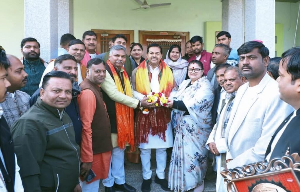 Firozabad: Mamata Banerjee fears the unraveling of her corruption: BL Verma