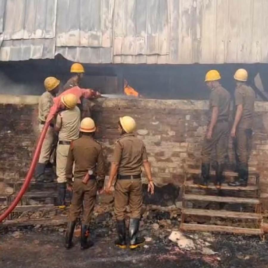 Kolkata: Death Toll Rises to 21 in Anandapur Warehouse Fire, 27 Still Missing