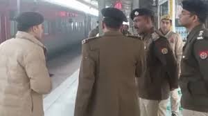 Mau: Panic at Mau Railway Station after bomb threat