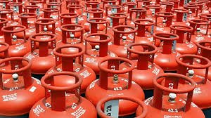 New Delhi: 33 Crore LPG Connections in Indian Households