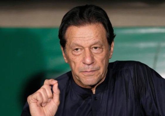 New Delhi: Former cricket captains from around the world have called for Imran Khan to be provided with proper medical care in prison.