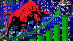 New Delhi: Market strengthens, Sensex crosses 82,800