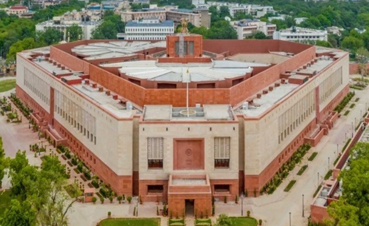 New Delhi: Parliament Adjourned for the Day After Finance Minister Presents Budget