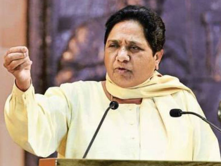 Lucknow: Government should ban the film ‘Ghoos Khor Pandit’: Mayawati