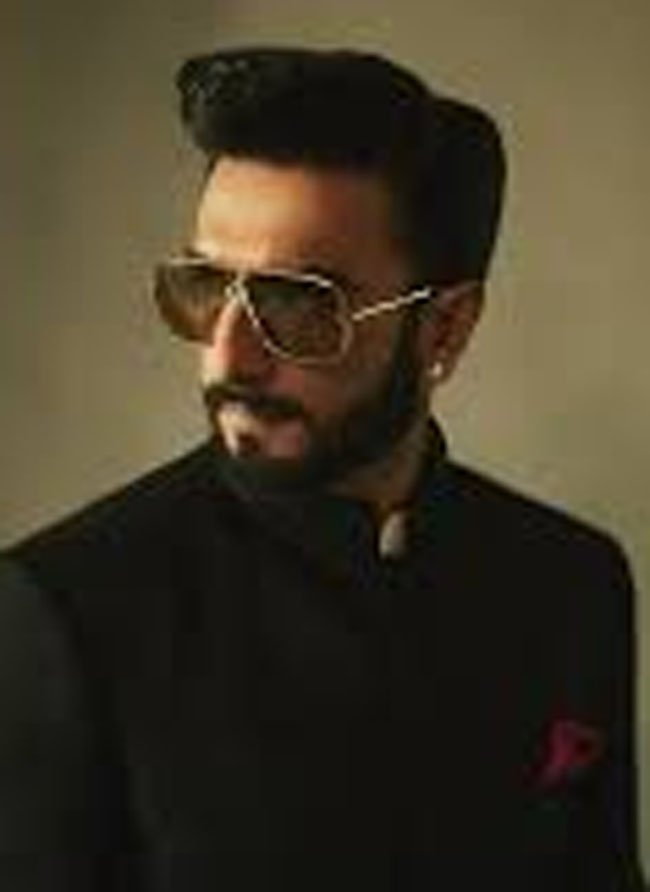 Mumbai: Actor Ranveer Singh receives a threat, Mumbai Police beefs up security