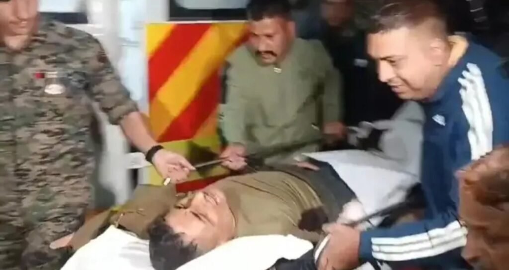 Ranchi: An assistant commandant and two soldiers injured in an IED blast were airlifted to Ranchi and undergoing treatment.