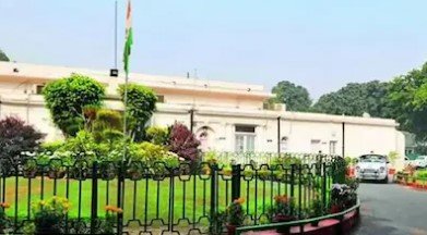 New Delhi: Eviction Notice Issued to Congress and Indian Youth Congress Offices