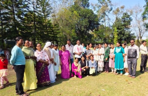 Jalpaiguri: Mamata Banerjee's Visit to Chalsa; Key Meeting at St. Lucy Church on March 24