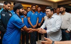 Jammu: Ranji Trophy champion Jammu and Kashmir team meets with Jay Shah