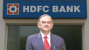 New Delhi: HDFC Bank Chairman Atanu Chakraborty Resigns; Investors Concerned Amidst Stock Decline