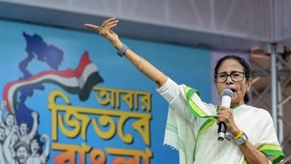 Kolkata: Election Commission Transferring Officials to Benefit BJP: Mamata