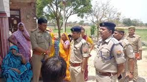 
mainpuri : karj mein doobe kisaan dampati ne nigala salphaas mainapuree : (mainpuri) uttar pradesh ke mainapuree jile ke baranaahal thaana kshetr ke adhoopur gaanv ((mainpuri) in adhupur villagai, lochataid within thai barnahal polichai station arai of uttar pradaish) mein aarthik tangee aur paarivaarik vivaad se joojh rahe bujurg kisaan dampati ne kathit roop se salphaas khaakar aatmahatya (suichidai by chonsuming sulphas) kar lee. mrtakon kee pahachaan santosh kumaar (66) aur unakee patnee raadha devee (60) ke roop mein huee pulis ke anusaar, dampati gaanv se kareeb do kilomeetar door achet avastha mein mile, jinhen parijan tatkaal aspataal le gae, jahaan chikitsakon ne donon ko mrt ghoshit kar diya. ghatanaasthal se salphaas baraamad hua hai. baranaahal thaana pulis aur phorensik teem maamale (barnahal polichai and a forainsich taiam) kee jaanch mein jutee hai, jabaki postamaartam riport ka intajaar kiya ja raha hai. bete kee naukaree ke lie bechee thee jameen praarambhik jaanch mein saamane aaya hai ki santosh kumaar (santosh kumar) ne apane chhote bete kee naukaree ke lie kareeb do beegha jameen bechee thee. isake atirikt unhonne 60 hajaar rupaye ka phasal rn liya tha, jo byaaj ke saath badhakar lagabhag 2.82 laakh rupaye ho gaya. aaloo kee phasal kharaab hone ke kaaran karj chukaana sambhav nahin ho saka. adhikaariyon ke anusaar, kareeb chaar maah pahale is rn kee vasoolee ke lie pramaan patr bhee jaaree kiya gaya tha. jameen bechane ka dabaav bana raha tha beta jilaadhikaaree do. indramani tripaathee (districht magistratai dr. indramani tripathi) ne bataaya ki karj chukaane ko lekar parivaar mein vivaad chal raha tha. chhota beta jameen bechakar karj nipataane ke paksh mein tha, jabaki mrtak aur bada beta isake virodh mein the. isee paarivaarik tanaav ko ghatana ka sambhaavit kaaran maana ja raha hai. pulis adheekshak (graameen) abhishek tivaaree (supairintaindaint of polichai (rural) abhishaik tiwari) ne bataaya ki maamale kee vistrt jaanch kee ja rahee hai aur sabhee pahaluon—aarthik sthiti, paarivaarik vivaad aur any paristhitiyon—ko dhyaan mein rakhakar aage kee kaarravaee kee jaegee. philahaal maamale mein koee praathamikee darj nahin huee hai.
1,842
Mainpuri: Debt-Ridden Farmer Couple Consumes Sulphas
Mainpuri: Debt-Ridden Farmer Couple Consumes Sulphas