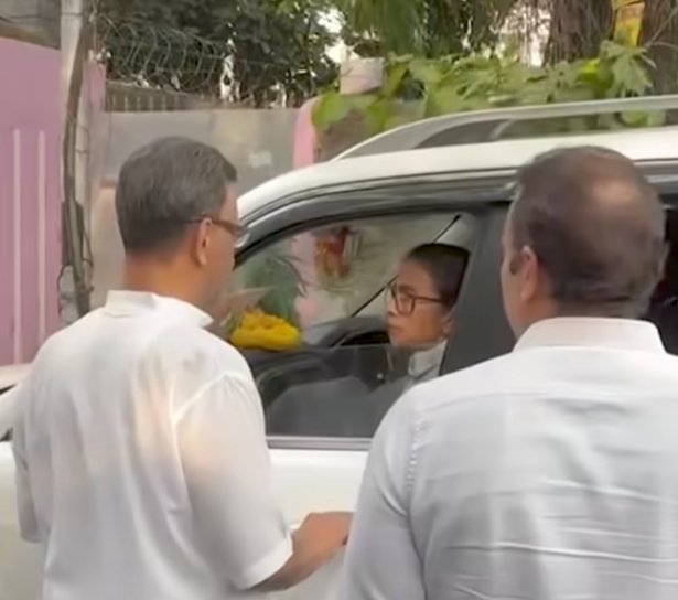 Kolkata: Mamata Banerjee Levels Serious Allegations Against Election Commission After Inspecting Booths in Bhabanipur