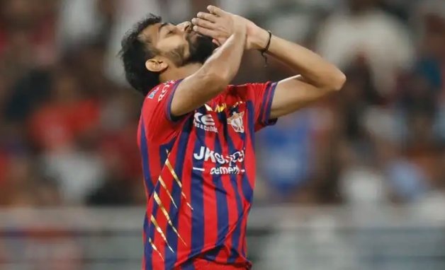 IPL 2026: Prince Yadav Enters Top 3 in Purple Cap Race; Orange Cap Race Heats Up