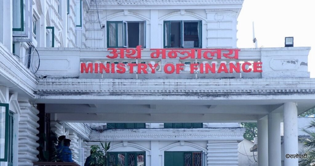 Kathmandu: Amidst fuel crisis, Nepal government cuts petrol and diesel provided to employees.