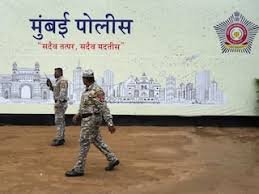 Mumbai: Mumbai Police Turn Guardian Angels