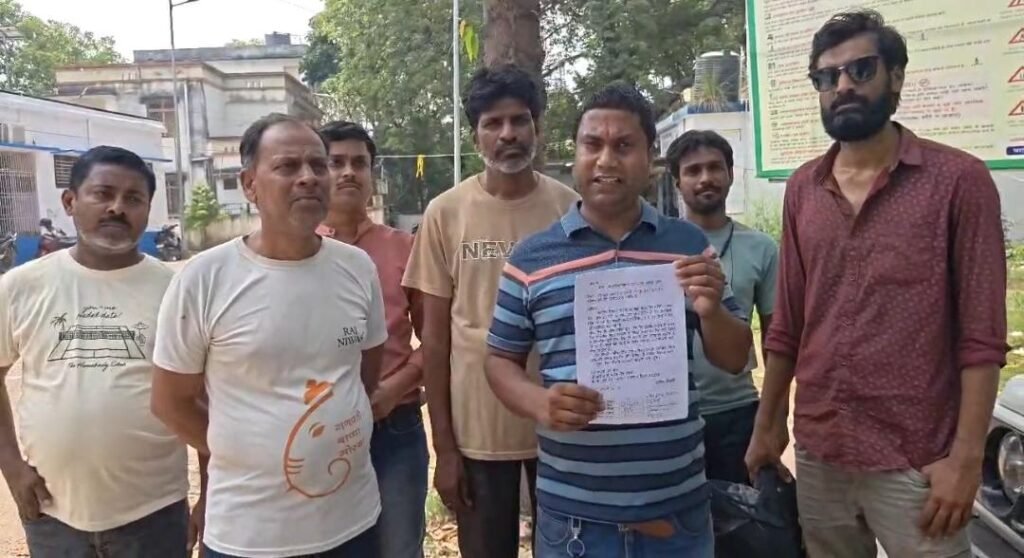 Bhagalpur: Consumers Troubled by Gas Agency's Arbitrary Conduct Appeal to SDO