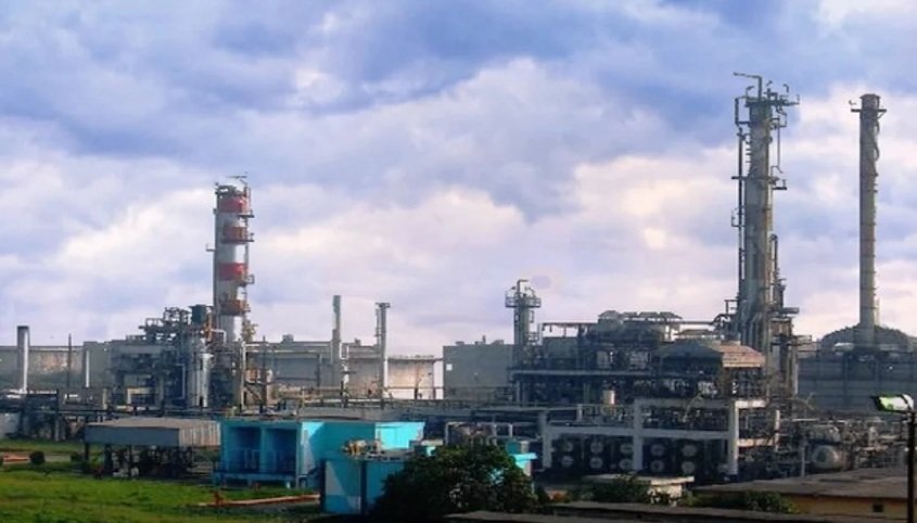 Dhaka: Crude Oil Shortage in Bangladesh