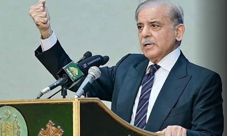 Islamabad: Petrol Prices Cut in Pakistan; New Rate Set at ₹378 Per Liter