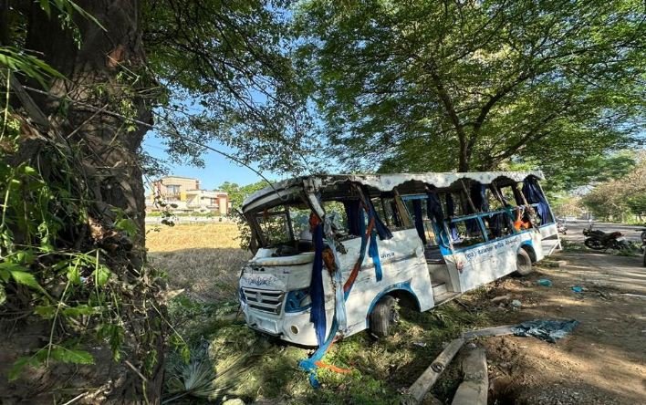 Chandigarh: Road Accident in Punjab's Fatehgarh Sahib; Seven Dead, 21 Injured