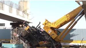 Mumbai: Crane Collapses During Metro Construction Work at BKC
