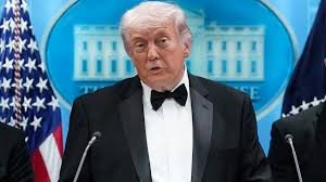 Washington: Trump Discusses New Iran Proposal with National Security Team; Strait of Hormuz and Nuclear Issue Take Center Stage