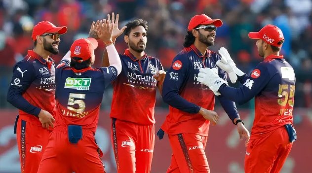 IPL 2026 Playoff Scenarios: Bengaluru Secures Top-4 Spot; Fierce Battle Among Remaining Seven Teams