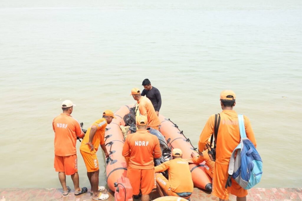 Patna: 3 Dead, 7 Rescued, 4 Missing After Boat Capsizes in River Ganga