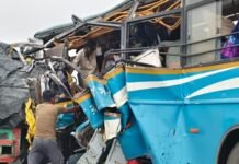 Jalpaiguri : अपडेट : बस और ट्रेलर की टक्कर में चार की मौत, 39 से अधिक घायल