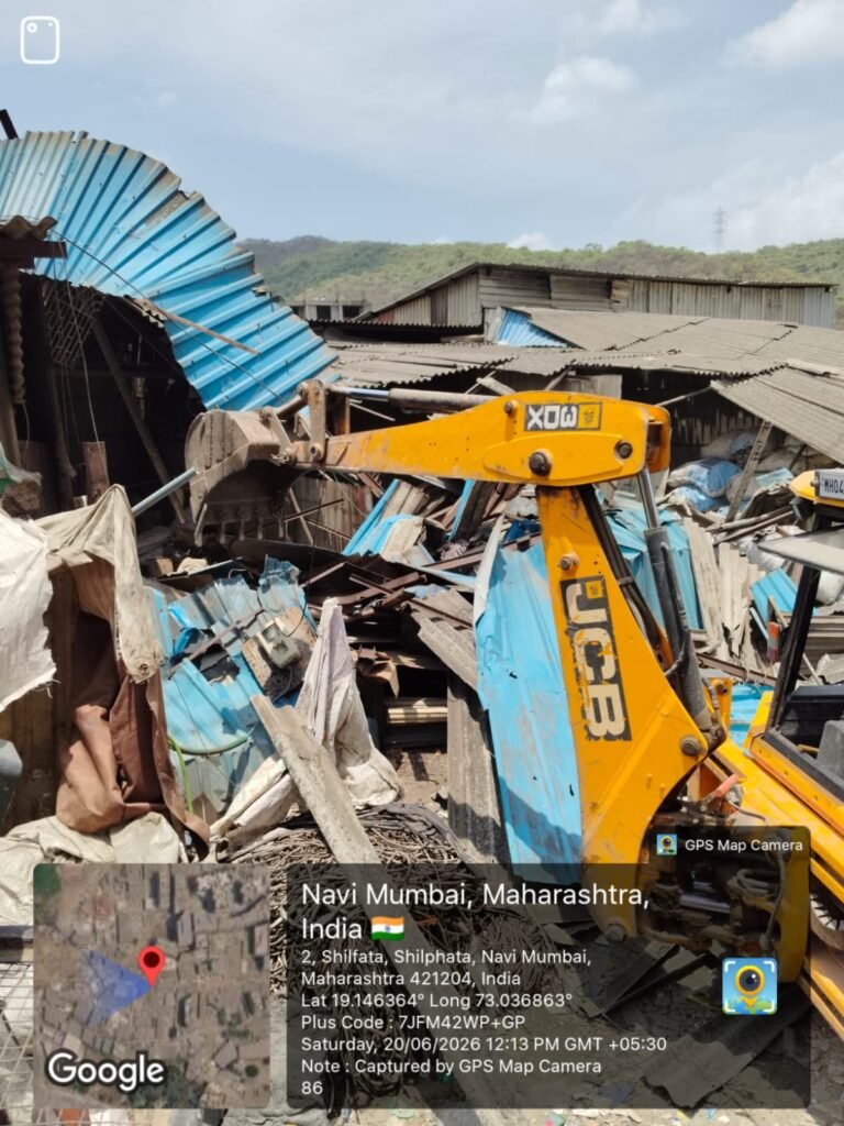 Thane: Bulldozers Demolish 39 Illegal Warehouses in Diva