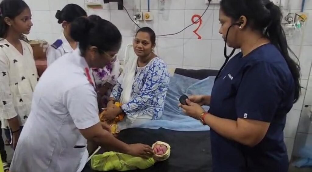 Kalyan: 7-Day-Old Newborn Girl Found in Garbage Bin