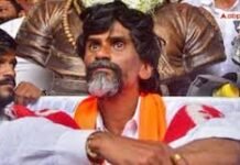 Mumbai/Antarwali Sarati : मनोज जरांगे पाटील ने खत्म किया अनशन
