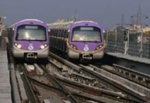 Kolkata : एक ही दिन में दो बार मेट्रो सेवा प्रभावित, यात्रियों की बढ़ी परेशानी