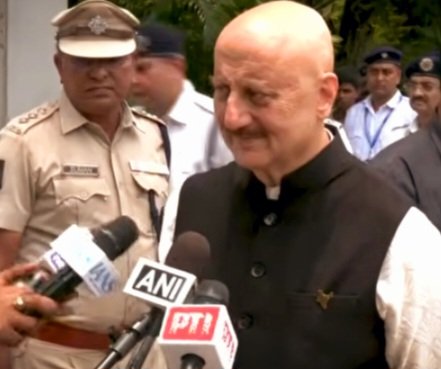 Kolkata: Anupam Kher arrives in Kolkata; announces launch of a world-class acting school in Bengal