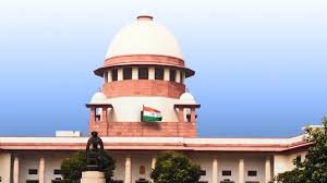 New Delhi : har mobile virtual ban gaya hai juaghar : supreme kort nai delhi : (New Delhi) supreme court (Supreme Court) ne mahatvapurn faisle mein kaha ki takniki vikas ne har mobile phone ko ‘vartual juaghar’ ("virtual gambling den.") mein tabdil kar diya hai। sheersh adalat ne online sattebaji aur bade paimane par jue ke prachalan ko sarvajanik vyavastha, sarvajanik shanti aur sarvajanik swasthya ke liye ek gambhir khatra batate hue yah tippani ki। sheersh adalat ne kaha ki 69 pannon ke faisle mein kaha ki online sattebaji aur jue ke natije sirf isme shamil logon tak hi seemit nahin rahta, balki iska asar poore samaj par padta hai। supreme court ne kaha hai ki takniki vikas ke saath aaye digital kranti ne ‘jua’ ke tarike ko puri tarah badal diya।
694
ew Delhi: Every Mobile Phone Has Become a 'Virtual Gambling Den': Supreme Court
New Delhi: Every Mobile Phone Has Become a 'Virtual Gambling Den': Supreme Court