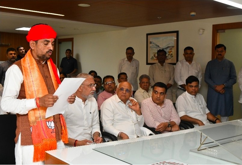 Gandhinagar: Four BJP candidates file nominations for Rajya Sabha from Gujarat