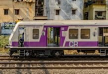 Mumbai : 14 जून को बांद्रा एवं गोरेगांव स्टेशनों के बीच हार्बर लाइन पर जम्बो ब्लॉक