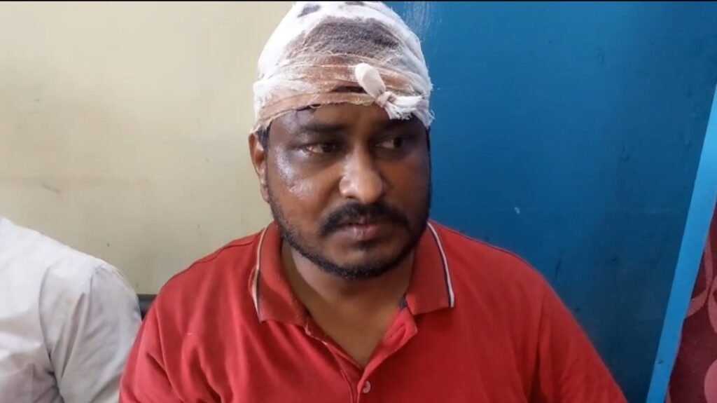 Araria: High-handedness by Seemanchal Express Pantry Car Staff