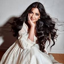 Mumbai: Rhea Kapoor's jewelry worth ₹1.35 crore stolen while she was on her way to attend a fashion show in New York
