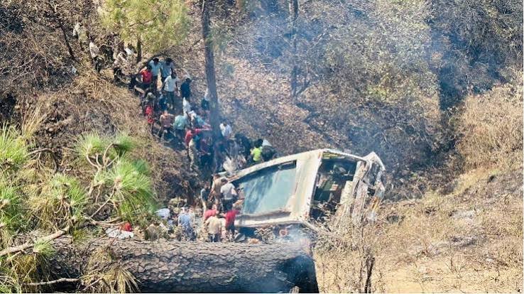Jammu: Pilgrim bus falls into ditch in Kathua, 23 pilgrims injured, four in critical condition