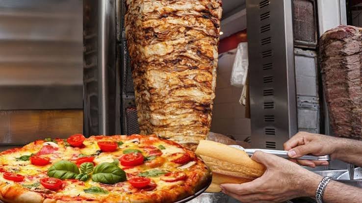 Mumbai: 14 people fall ill after eating chicken pizza in Bhiwandi, Thane district