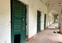 Mumbai : नंदुरबार छात्रावास में 22 छात्राओं को जहर देने की कोशिश का आरोप